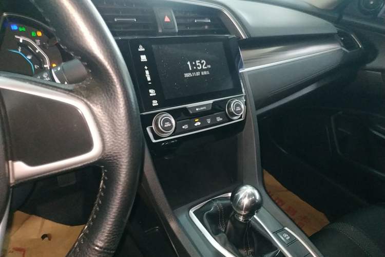 Used Honda Civic 2019 220TURBO Manual Jinkong Edition China VI
