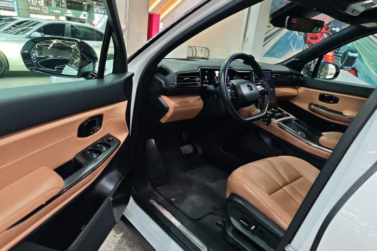 Used Nio ES8 2020 415 km Signature Edition 6-Seater Version
