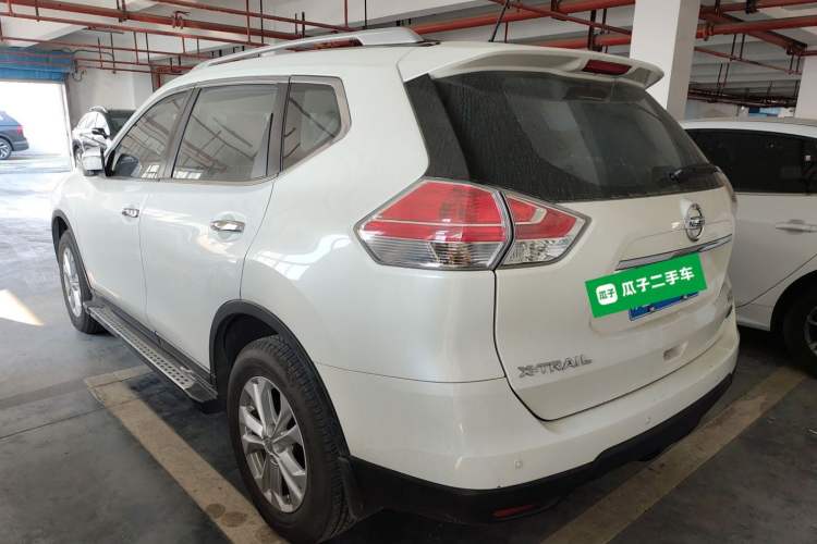 Used Nissan X-Trail 2015 2.0L CVT Comfort MAX Edition 2WD
