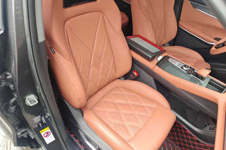 Used Changan CS75 PLUS 2023 3rd Generation 1.5T Automatic Pilot Model
