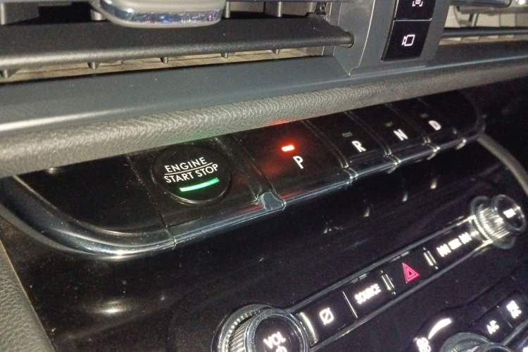 Used Lincoln Corsair 2020 2.0T Two-Wheel Drive Luxury Edition
