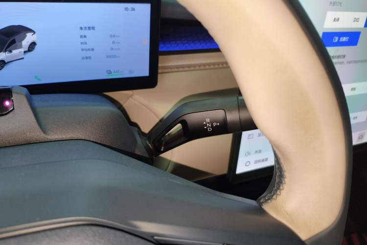 Used Lynk & Co Z20 2025 530 km Range Rear-Wheel Drive Max