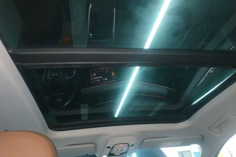 Used Audi e-tron 2019 55 quattro Technology Edition
