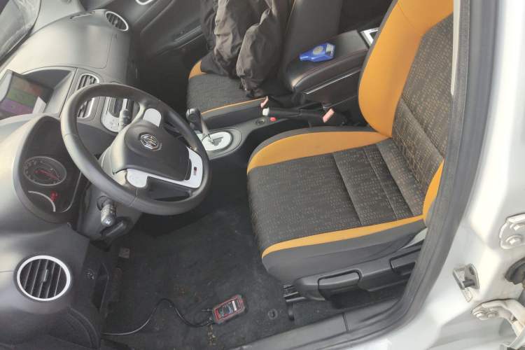 Used MG 3SW 2015 1.5L AMT Elite Version
