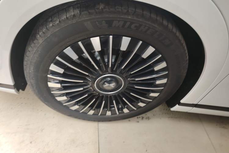 Used XPeng X9 2025 740 Ultra-Long Range Max