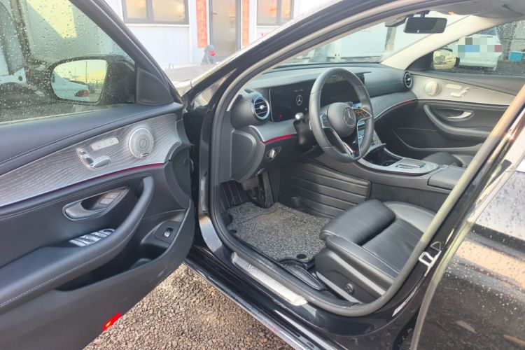 Used Mercedes-Benz E-Class 2022 Second Facelift E 300 L Luxury Edition
