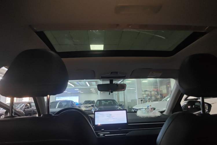 Used Geely Auto Emgrand 2025 4th Generation 1.5L CVT Luxury Version