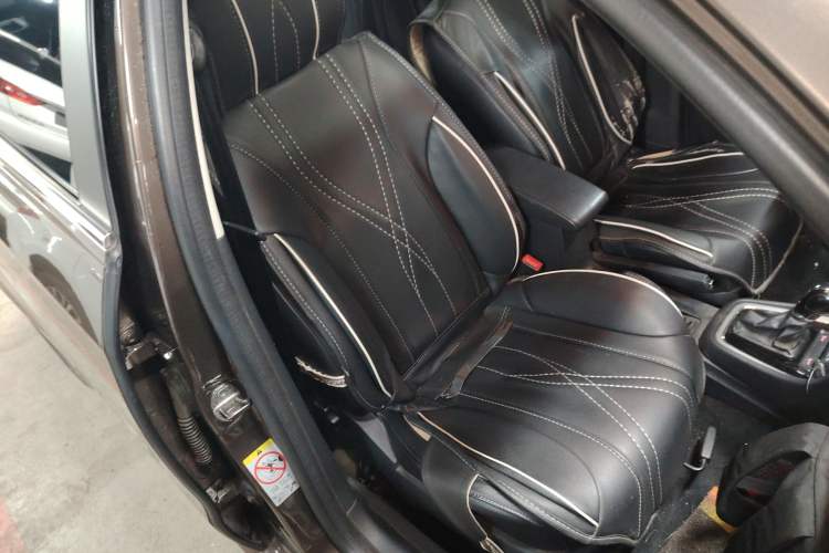 Used Volkswagen Gran Lavida 2013 1.4 TSI Automatic Comfort Model