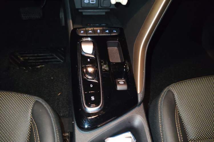 Used Buick Velite 7 2020 652E Connected Smart Car
