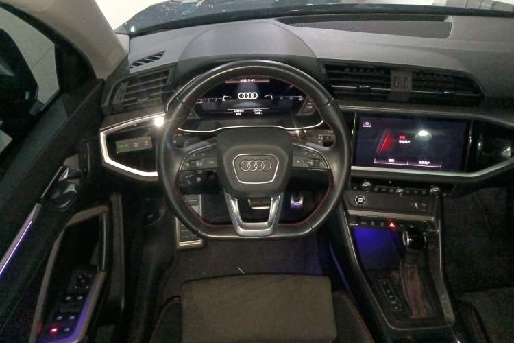 Used Audi Q3 2022 40 TFSI RS Package Performance Model
