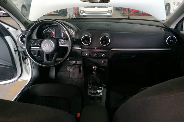 Used Audi A3 2019 Limousine 35 TFSI Ambition China VI
