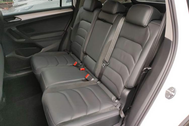 Used Volkswagen Tiguan L 2019 330TSI Automatic Two-Wheel Drive Panoramic Comfort Edition China VI Standard