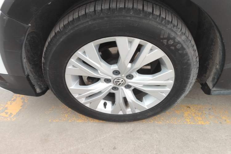 Used Volkswagen C-TREK 2017 1.6L Automatic Comfort Model
