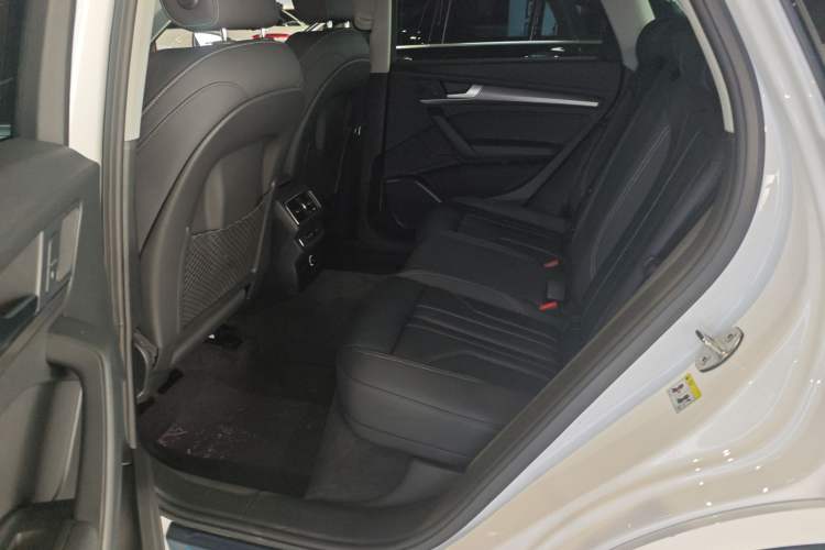 Used Audi Q5L 2022 40T Luxury Dynamic Model