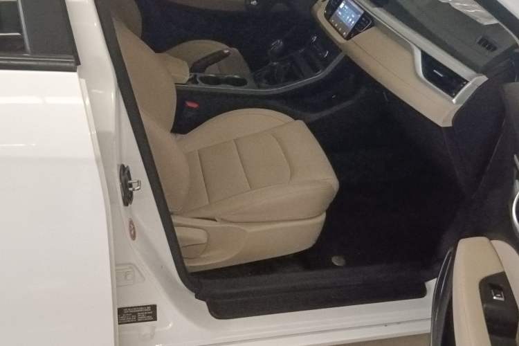 Used Geely Auto Emgrand 2018 1.5L Manual Luxury Model