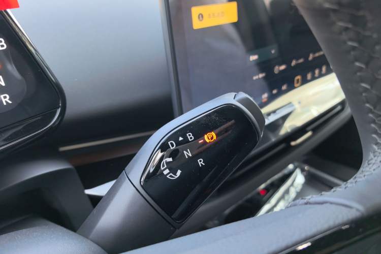 Used Volkswagen ID.UNYX 2025 Pure Model