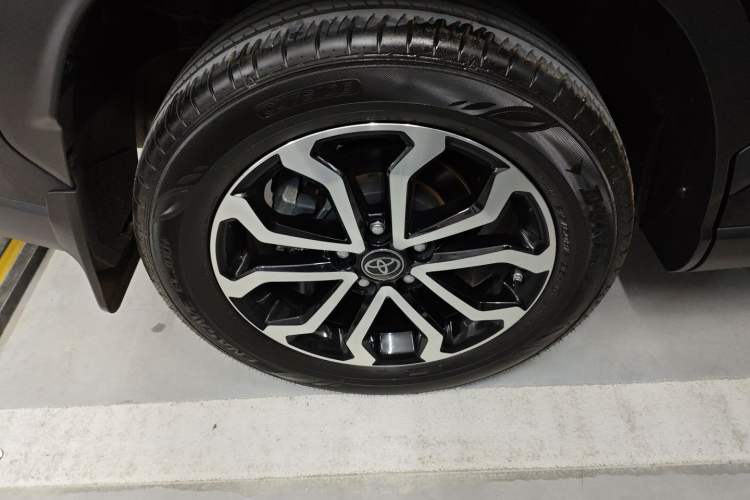 Used Toyota FRONTLANDER 2023 2.0L Smart Electric Hybrid Dual-Engine Luxury Edition
