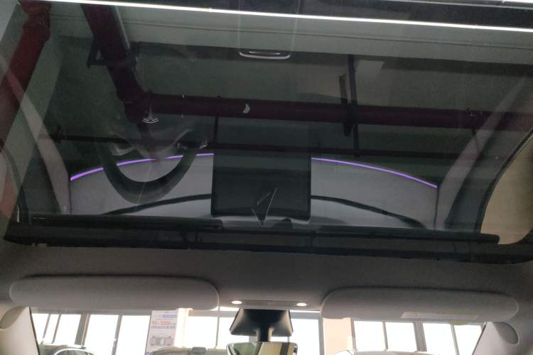 Used Tesla Model Y 2023 Long-Range All-Wheel-Drive Version