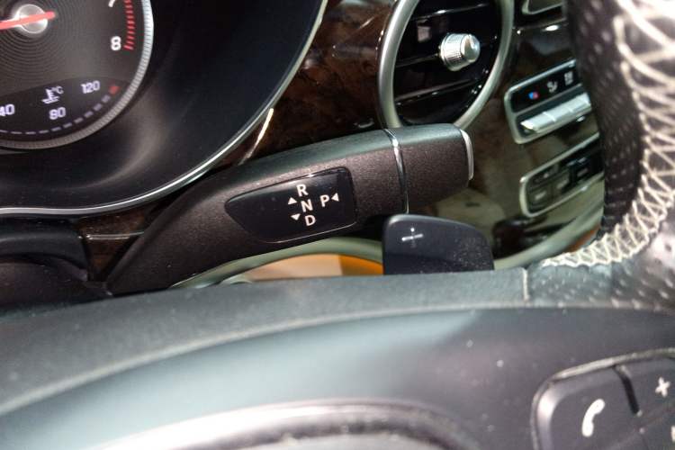 Used Mercedes-Benz V-Class 2018 V 260 L Prestige Extended Version China VI