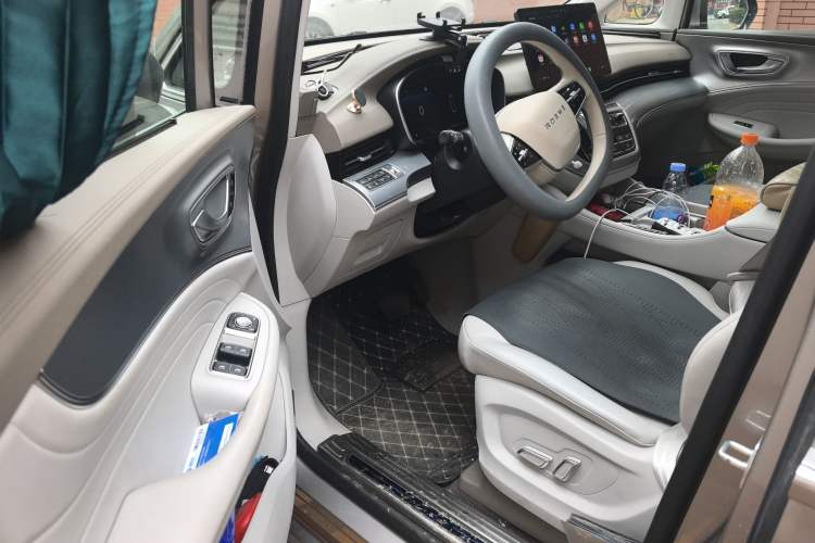 Used Roewe iMAX8 New Energy 2025 1.5T DMH Lu Zun Deluxe Edition