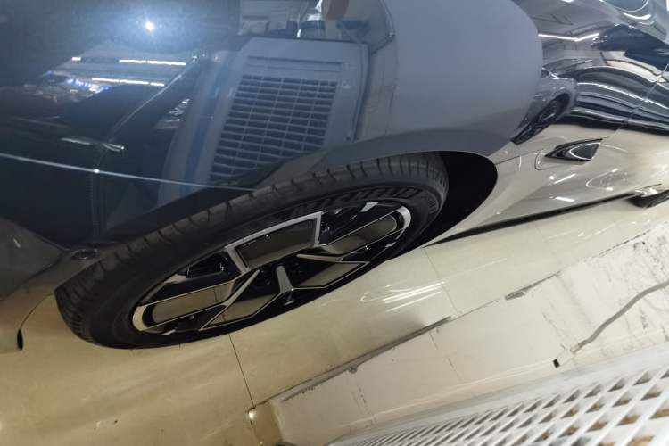 Used  SU7 2024 Rear-Drive Long-Range Intelligent Driving Version