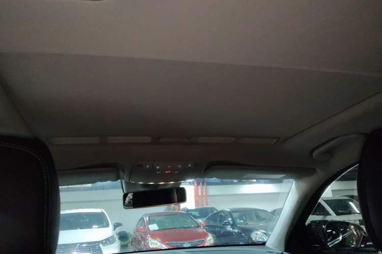 Used Mercedes-Benz E-Class 2016 E 300 L Stylish Model
