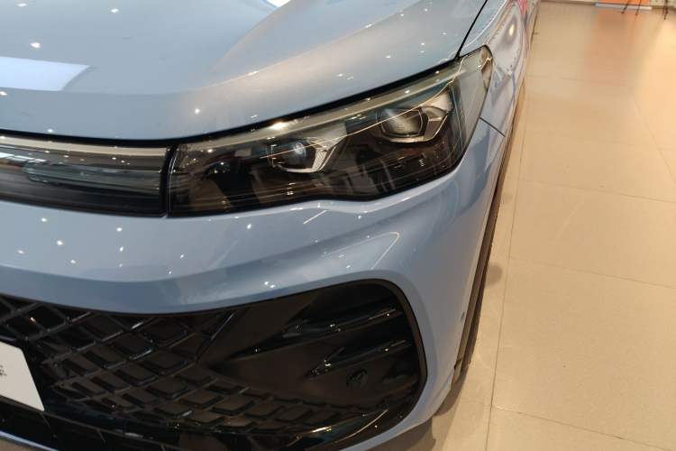 Used Volkswagen Tiguan L 2024 PRO 380TSI Four-Wheel Drive R-Line Prestige Edition
