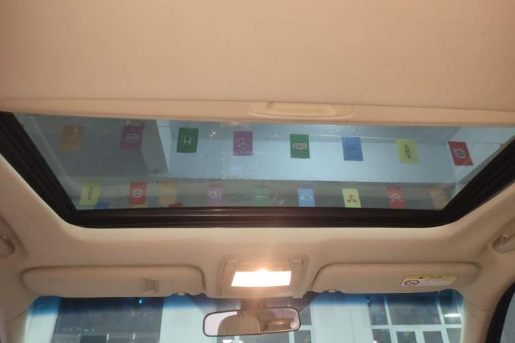 Used Toyota Crown 2015 2.0T Fashion Edition
