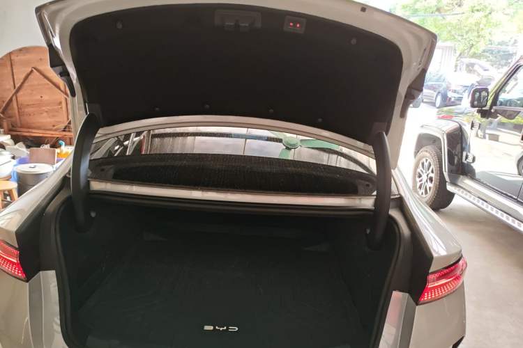 Used BYD Seal 2023 Champion Edition 700km Performance Version
