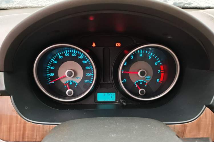 Used Buick Excelle 2015 1.5L Manual Classic Trim
