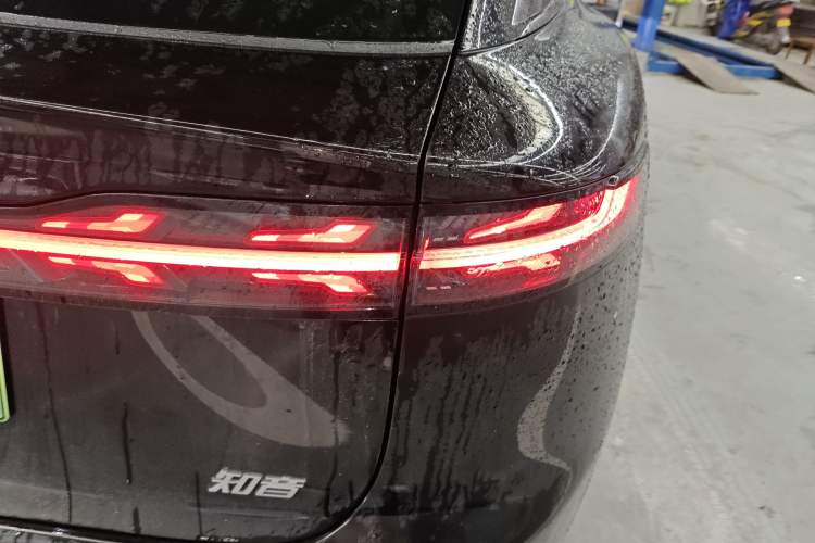 Used VOYAH COURAGE 2024 Four-Wheel Drive Global Edition
