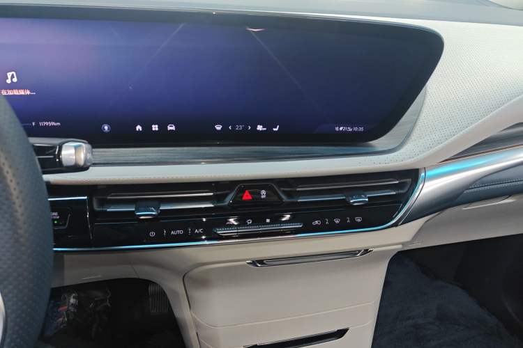 Used Buick Century 2023 2.0T Four-Seat Private Edition
