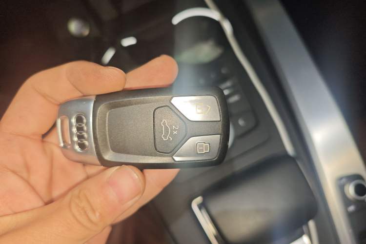 Used Audi A4L 2019 45 TFSI quattro Individual Sport Edition China VI