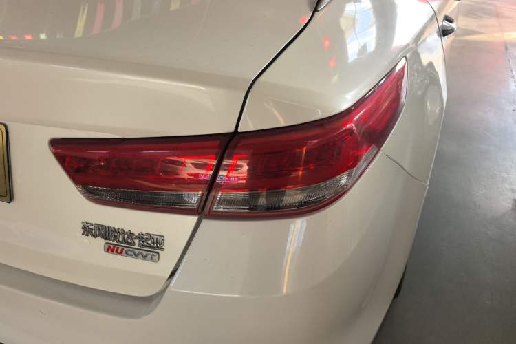 Used Kia K5 2016 2.0L Automatic LUX
