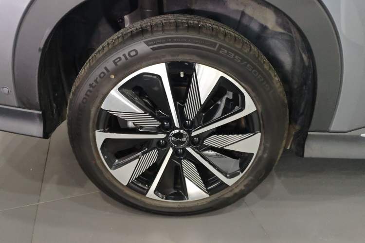 Used BYD Song PLUS New Energy 2025 DM-i Smart Drive 112KM Prestige Model