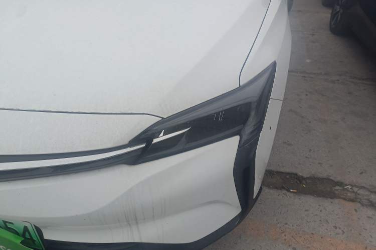 Used Buick Velite 6 2023 Revised Version 430 km Range – Commuter Edition
