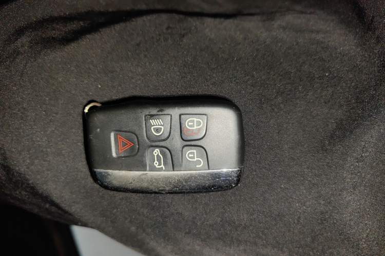 Used Land Rover Discovery Sport 2016 2.0T SE
