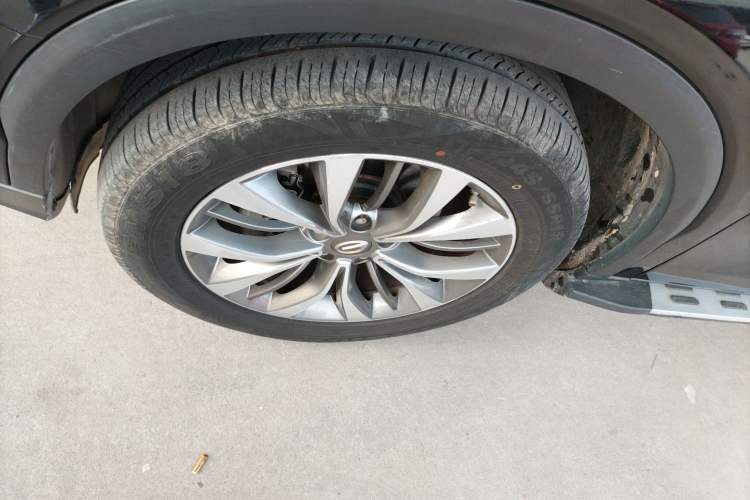 Used GAC Trumpchi GS8 2017 320T Two-Wheel Drive Luxury Smart Connectivity Version (7 Seats)
