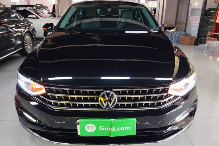 Used Volkswagen Magotan 2023 2 Million Units Limited Edition 330TSI DSG Leading Version