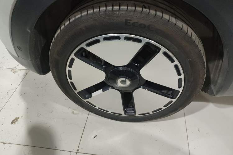 Used  #5 2024 Long-Range Journey Luxury Edition
