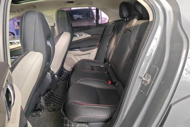 Used Lynk & Co 02 2019 1.5T DCT Two-Wheel Drive Shine Pro Edition China VI Standard
