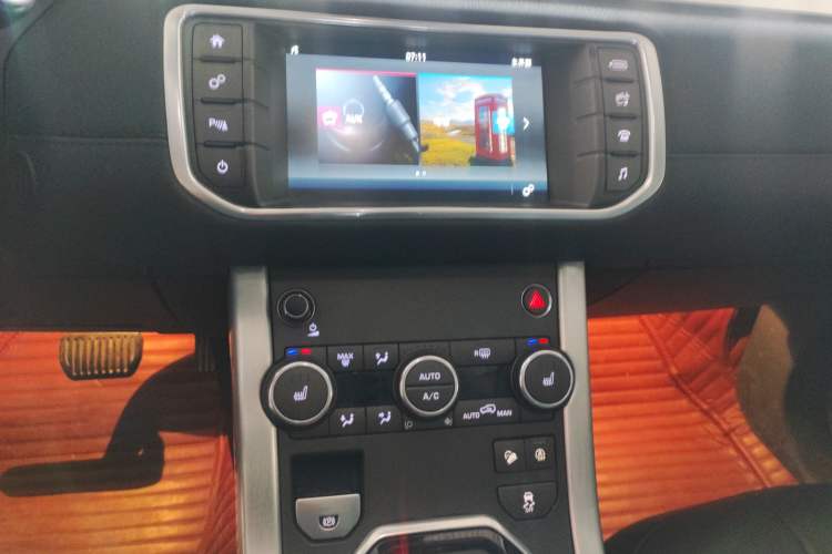 Used Land Rover Range Rover Evoque 2018 200PS PURE New Fashion Edition
