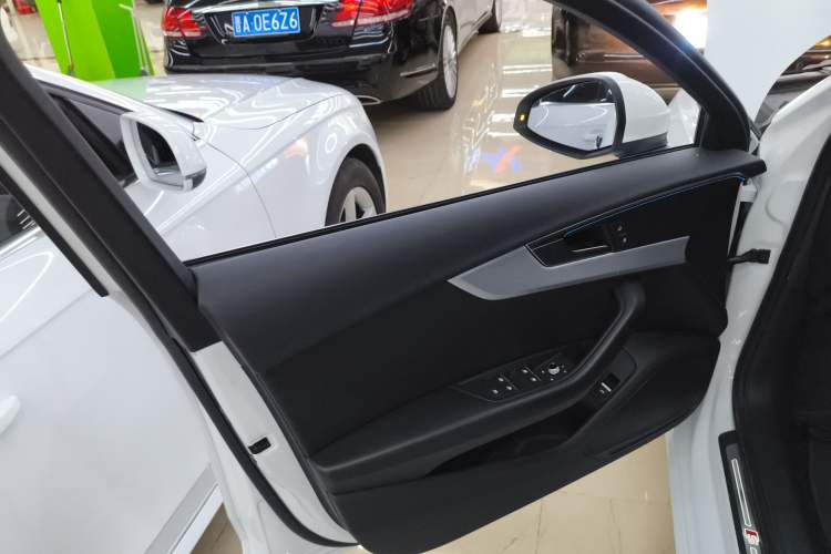 Used Audi A4L 2020 40 TFSI Fashion Dynamic Model
