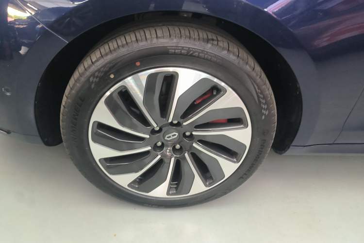 Used Hima AITO M5 2022 Extended-Range Four-Wheel Drive Performance Version