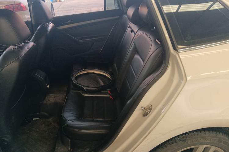 Used Volkswagen Gran Lavida 2015 1.6L Automatic Comfort Edition