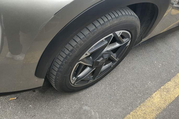 Used AION V 2024 Plus 70 Smart Edition Ternary Lithium