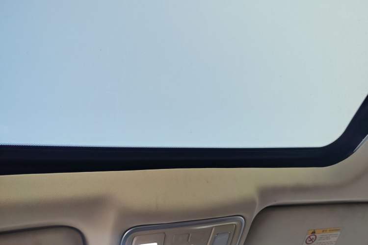 Used Geely Auto Vision X6 2016 1.8L Manual Luxury Edition