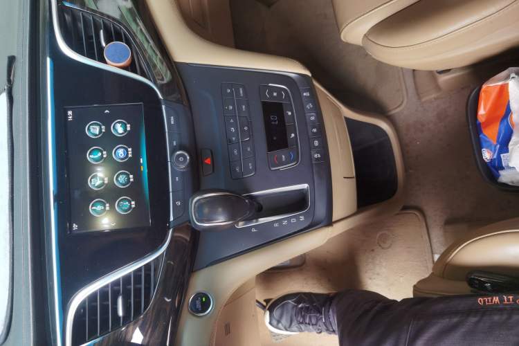 Used Buick GL8 2018 ES 28T Premium Model China VI Standard