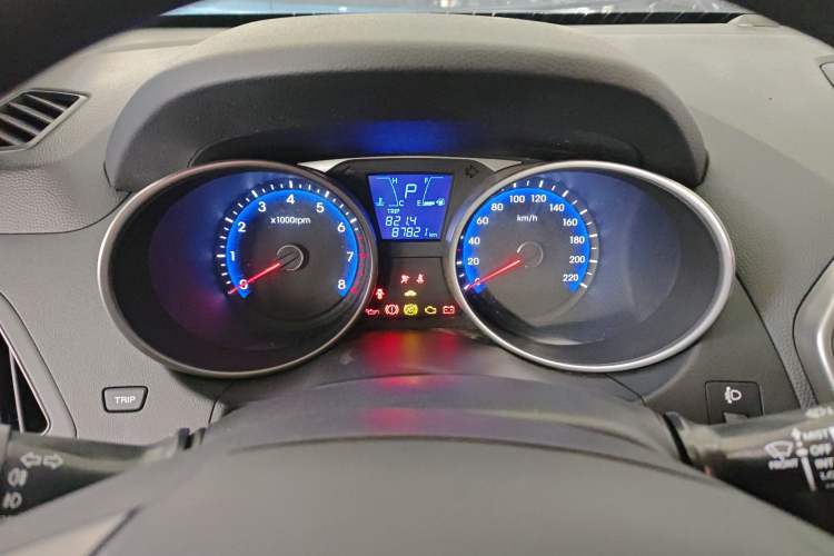 Used Hyundai ix35 2013 2.0L Automatic Two-Wheel Drive Comfort GL China V Standard
