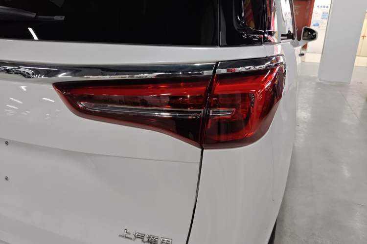 Used Buick GL8 2023 ES Lu Zun Deluxe Model
